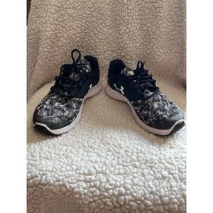 Under Armour Black Flow Digi Camo Running Shoes